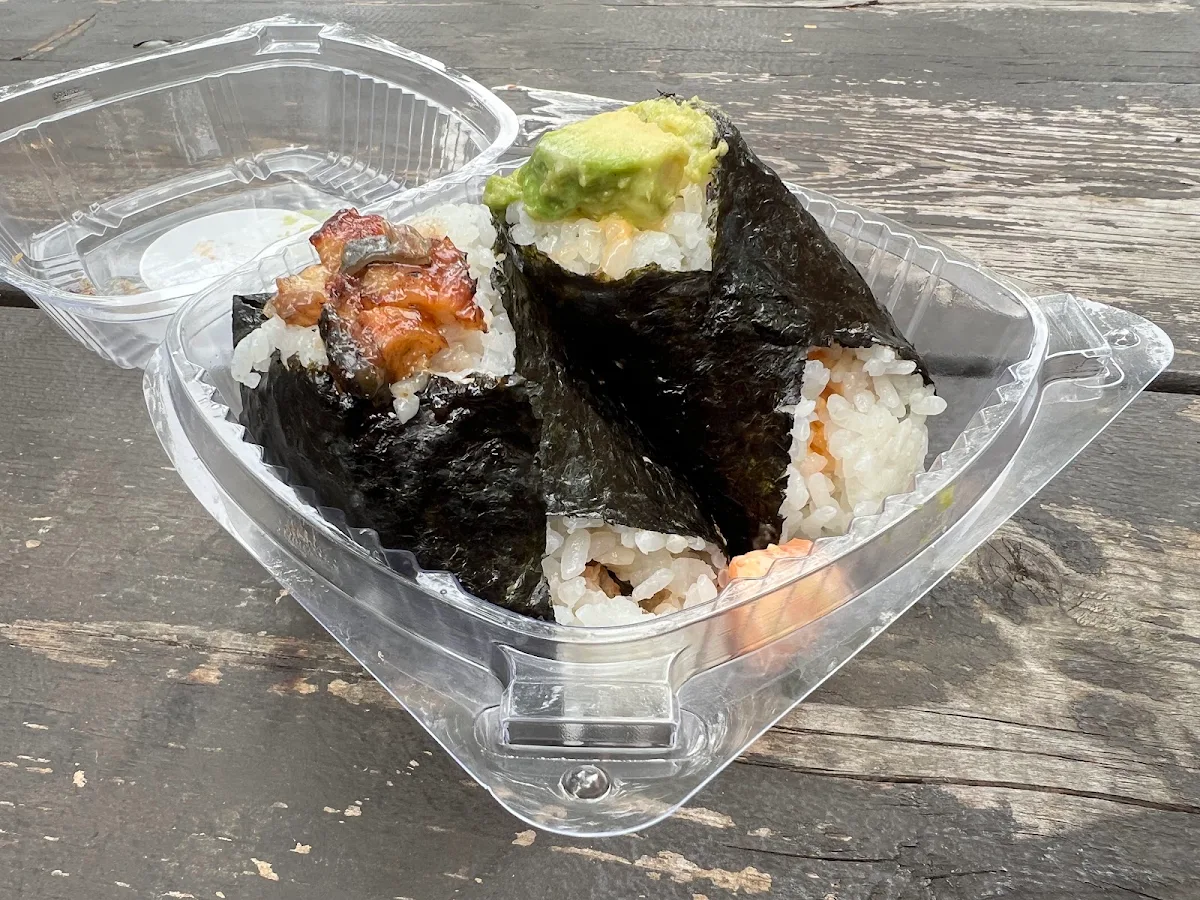 Unagi Onigiri Raw Tuna Salmon Spicy Mayo Onigiri