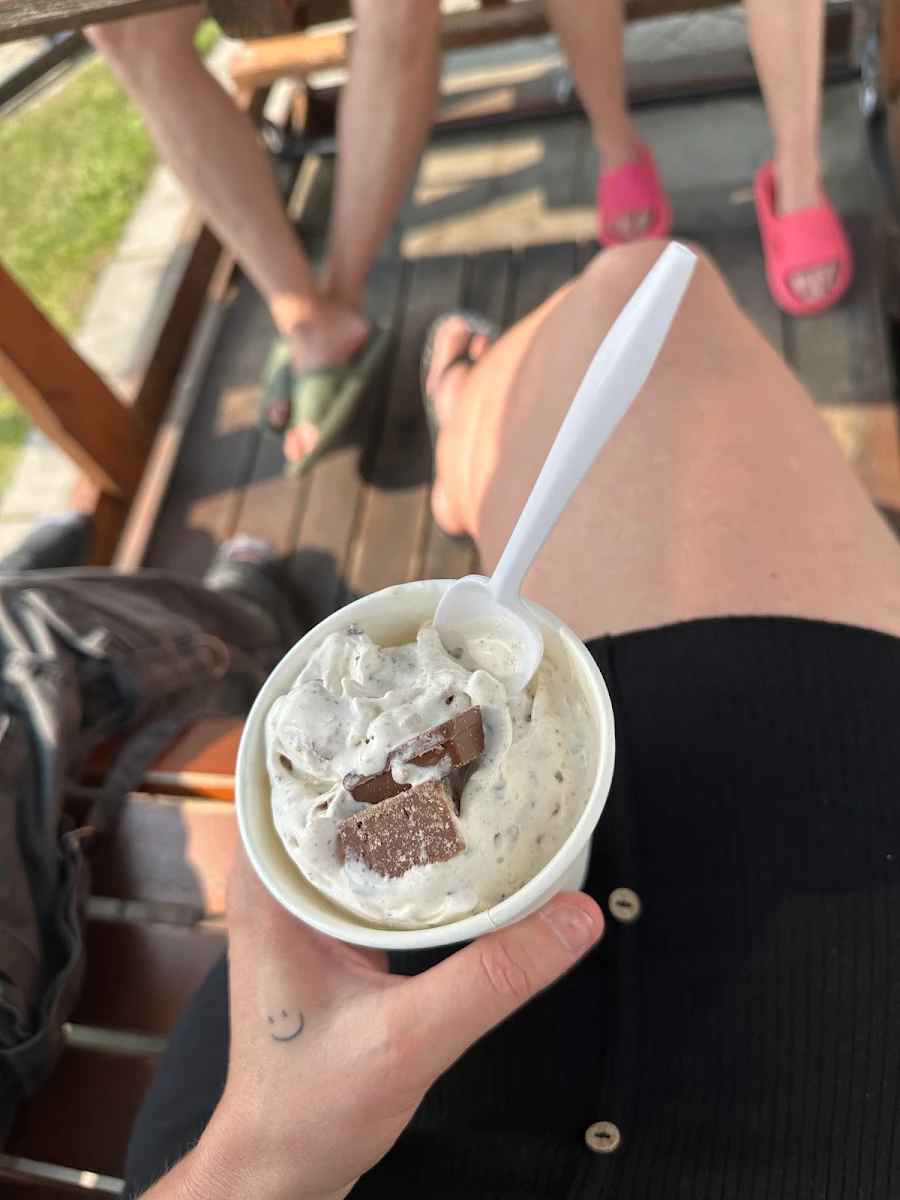 Avalanche Kit Kat Coffee Crisp