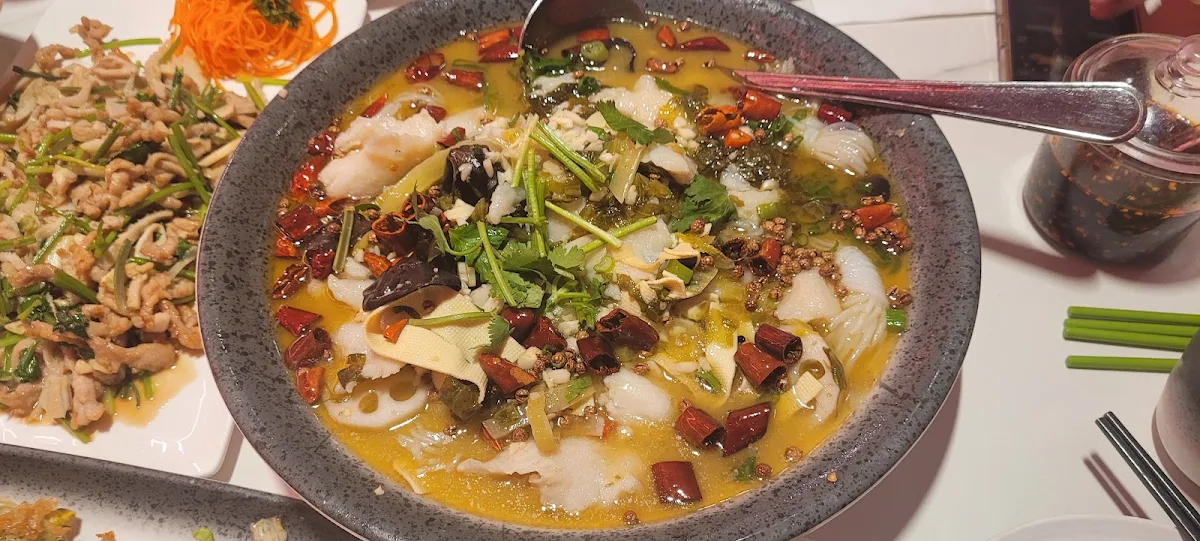 Goubuli Mandarin Fish with Chili Sauce Soup