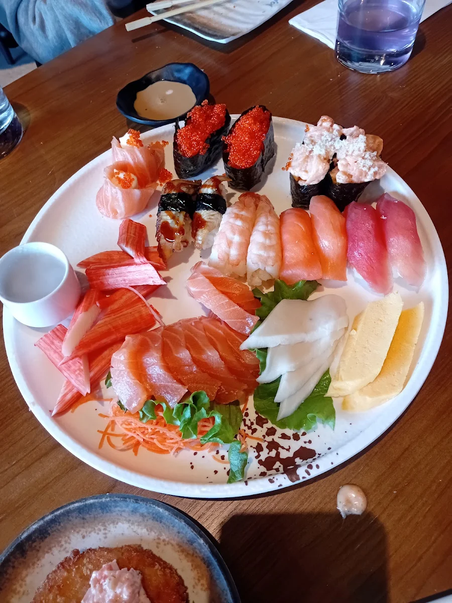 Sashimi Au Saumon Salmon Sashimi