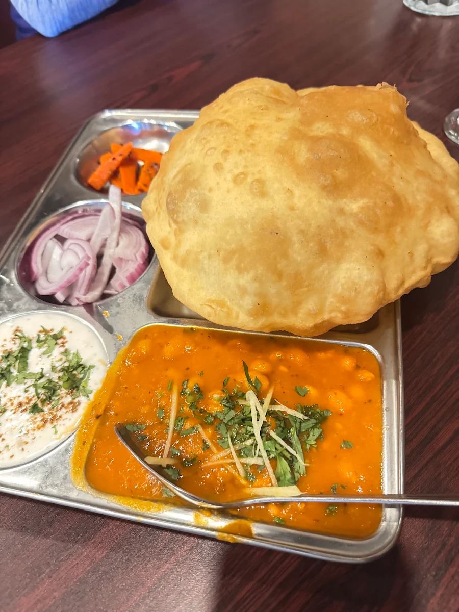Chana Bhatura