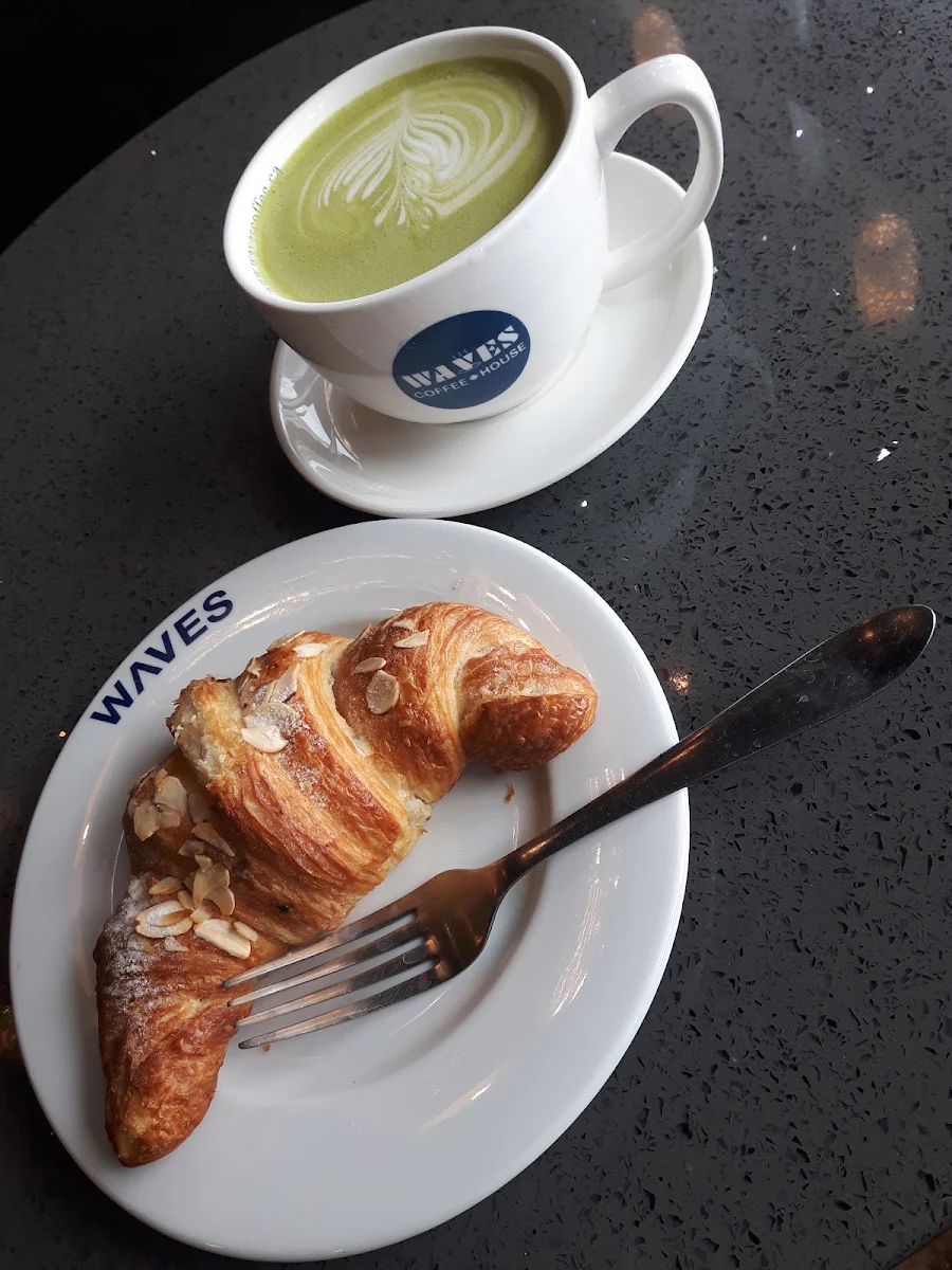 White Chocolate Matcha & Almond Croissant
