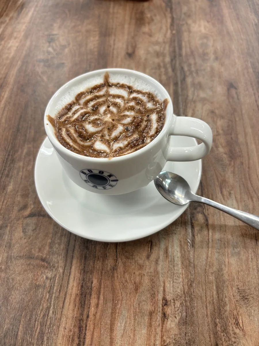 Coffees, G&T Book Cafe Inc