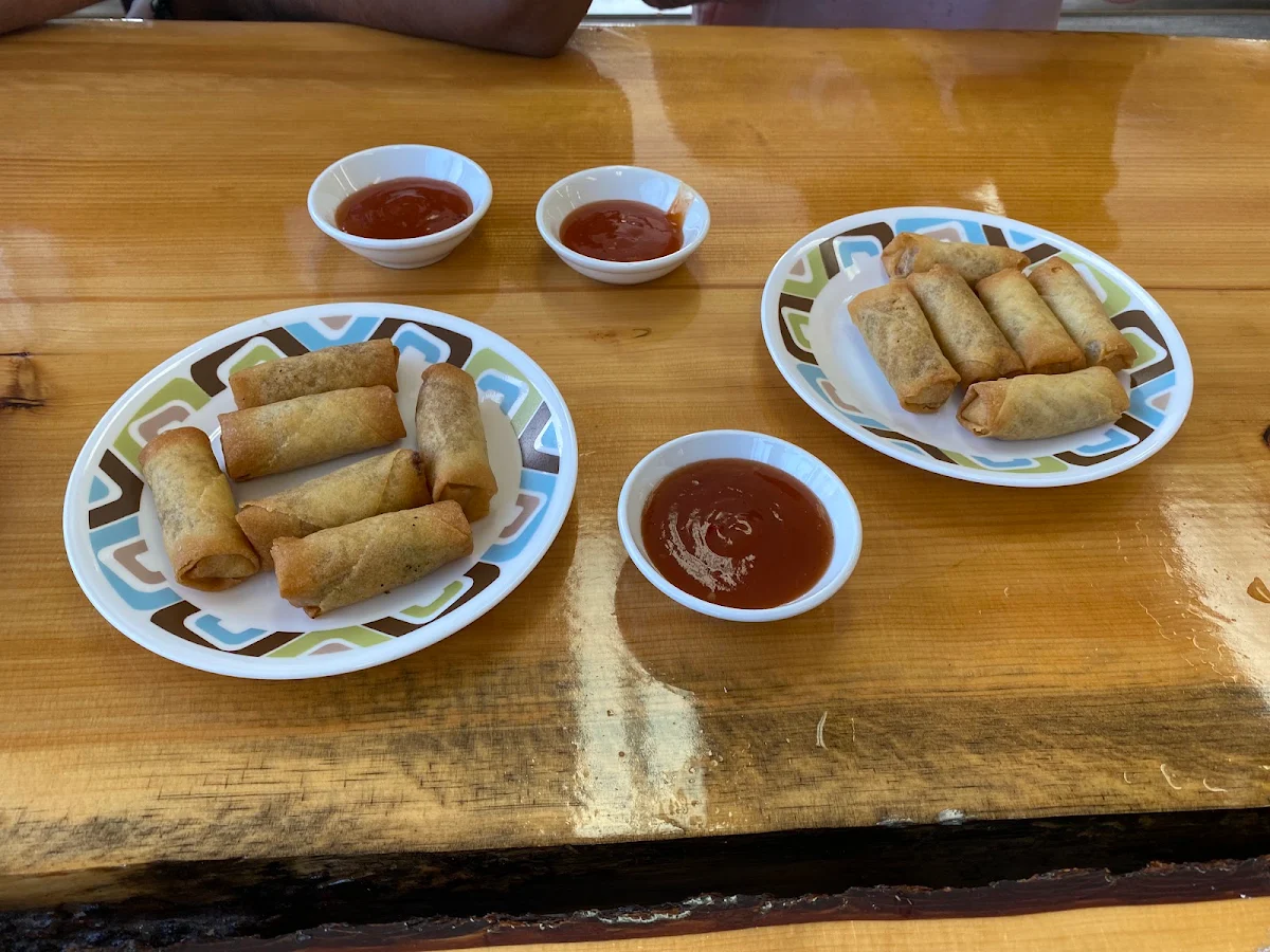 Spring Roll, G&T Book Cafe Inc