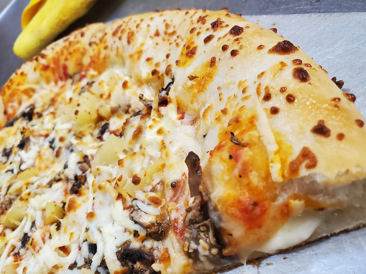 Highlights, Pizza Express & Wings Caledon