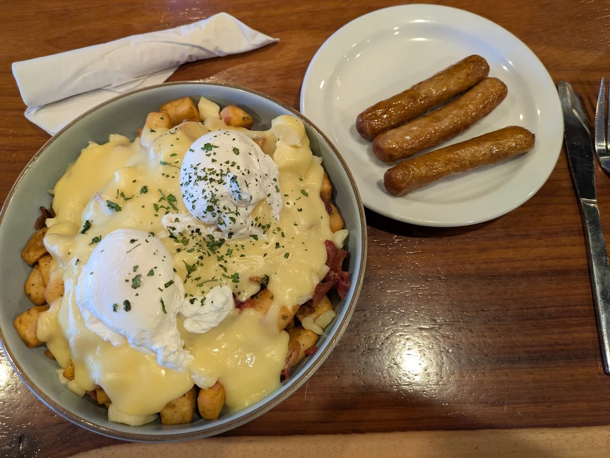 Breakfast Poutine