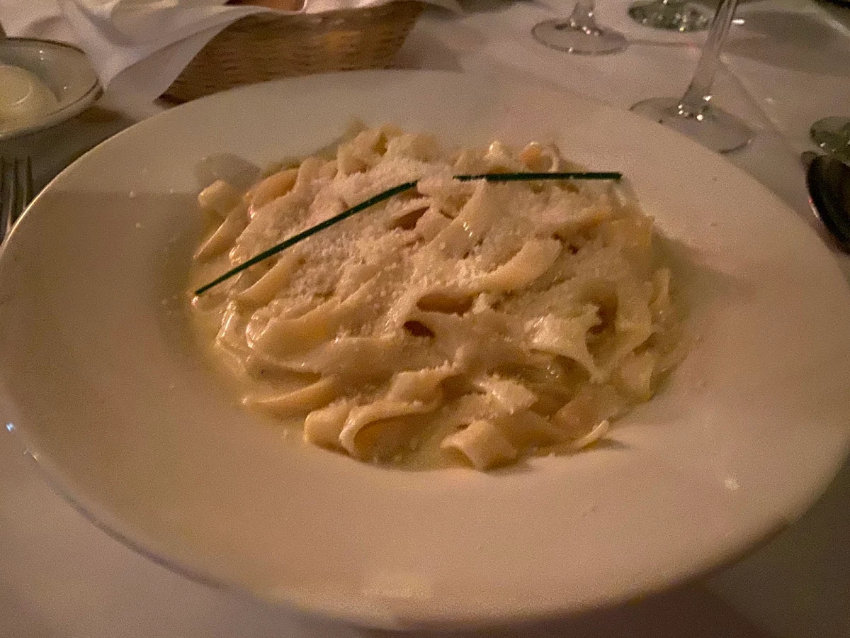 Fettuccine Alfredo