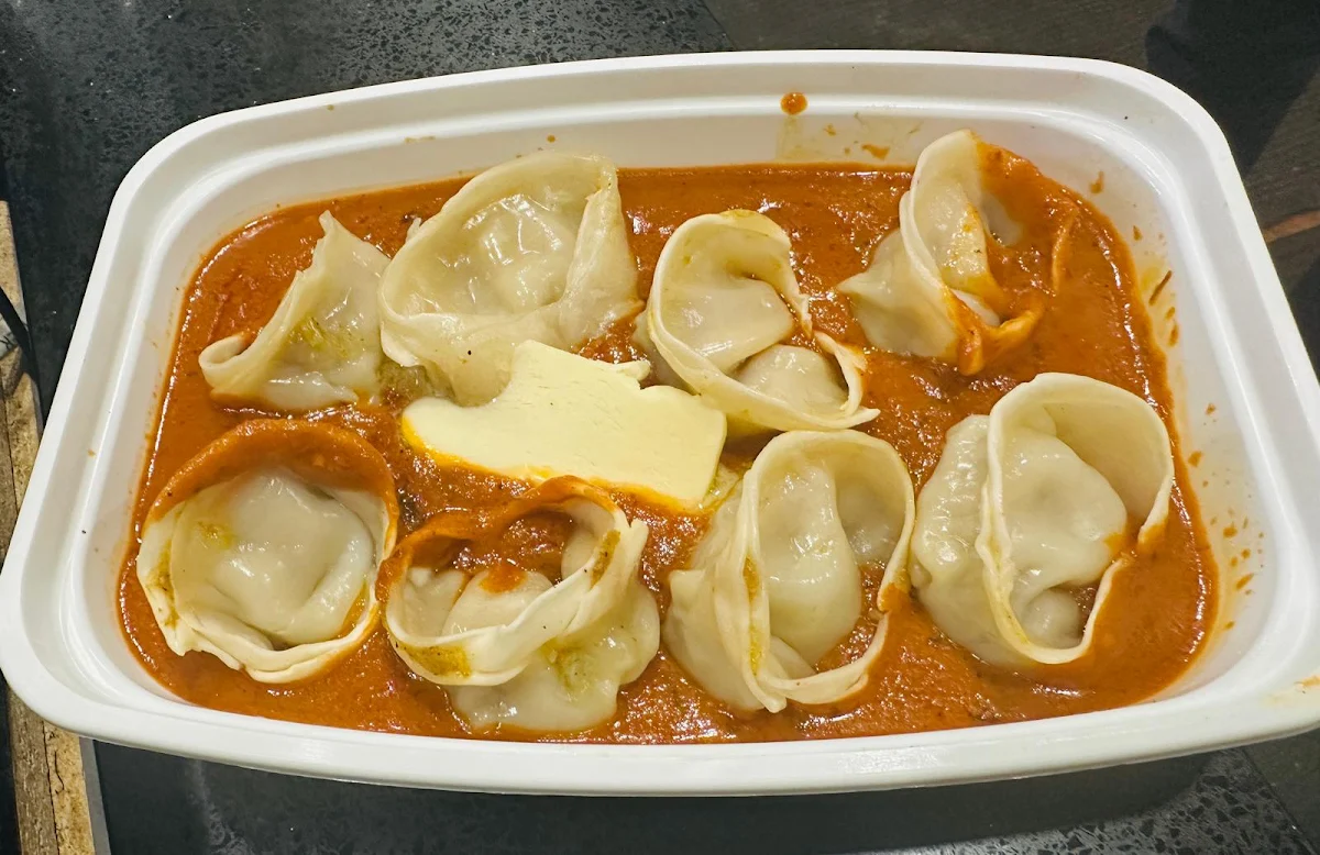 Butter Chicken Momo