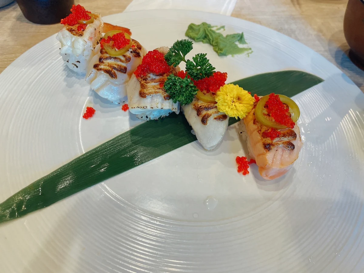 Assorted Aburi, Myomi Sushi