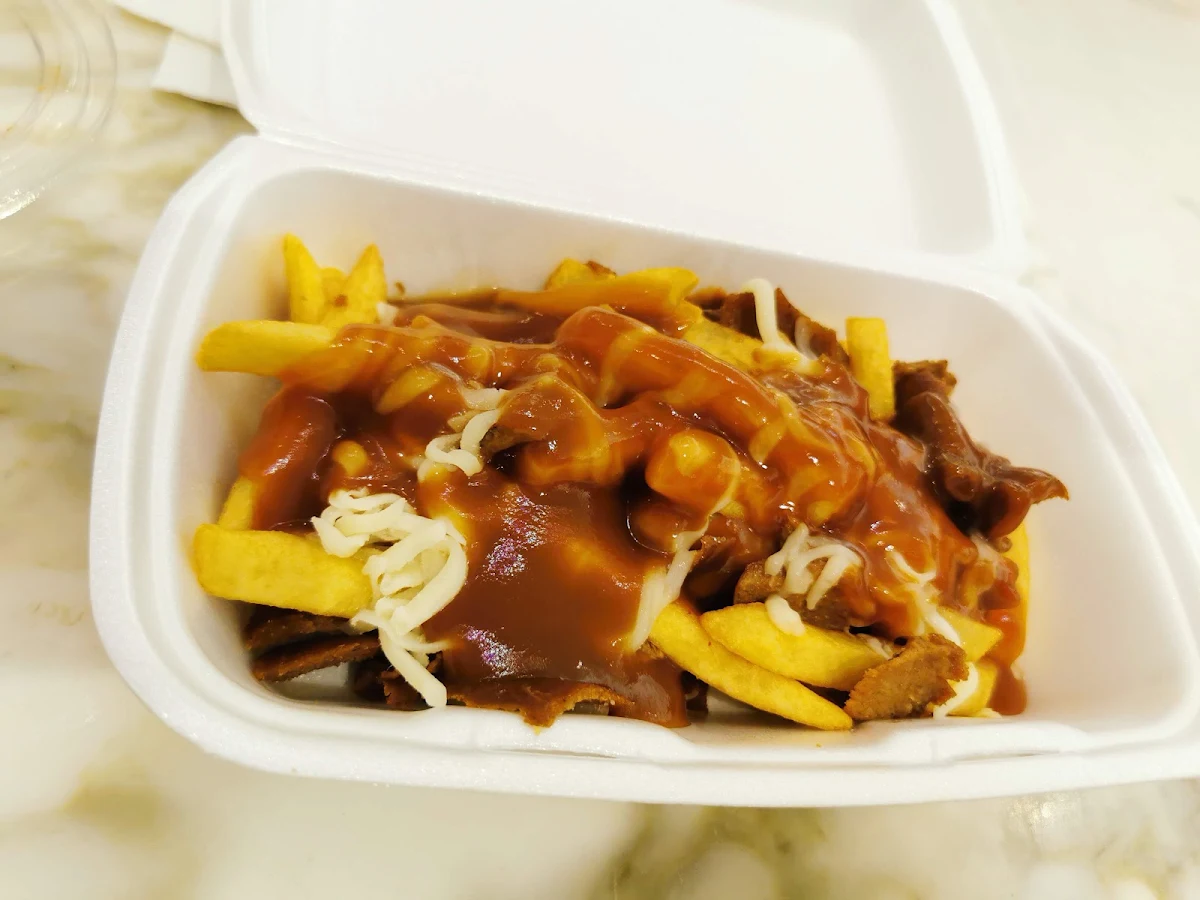 Donair Poutine
