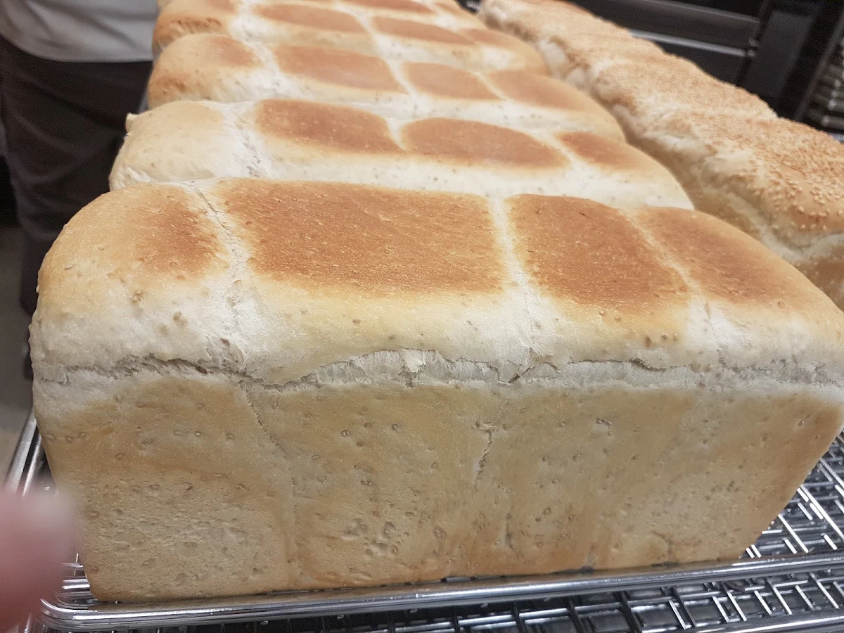 Chia White White Loaf with Chia Seeds