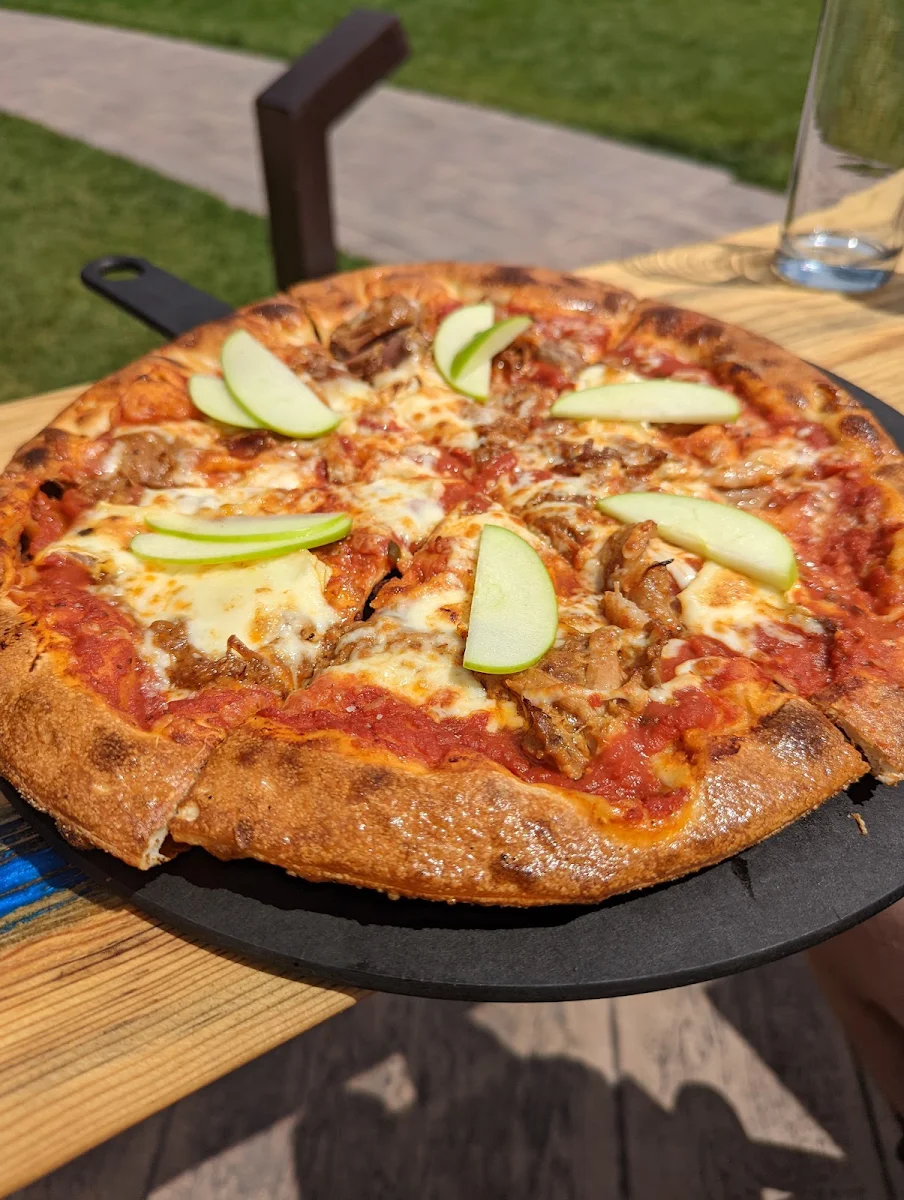 Pulled Pork Pizza