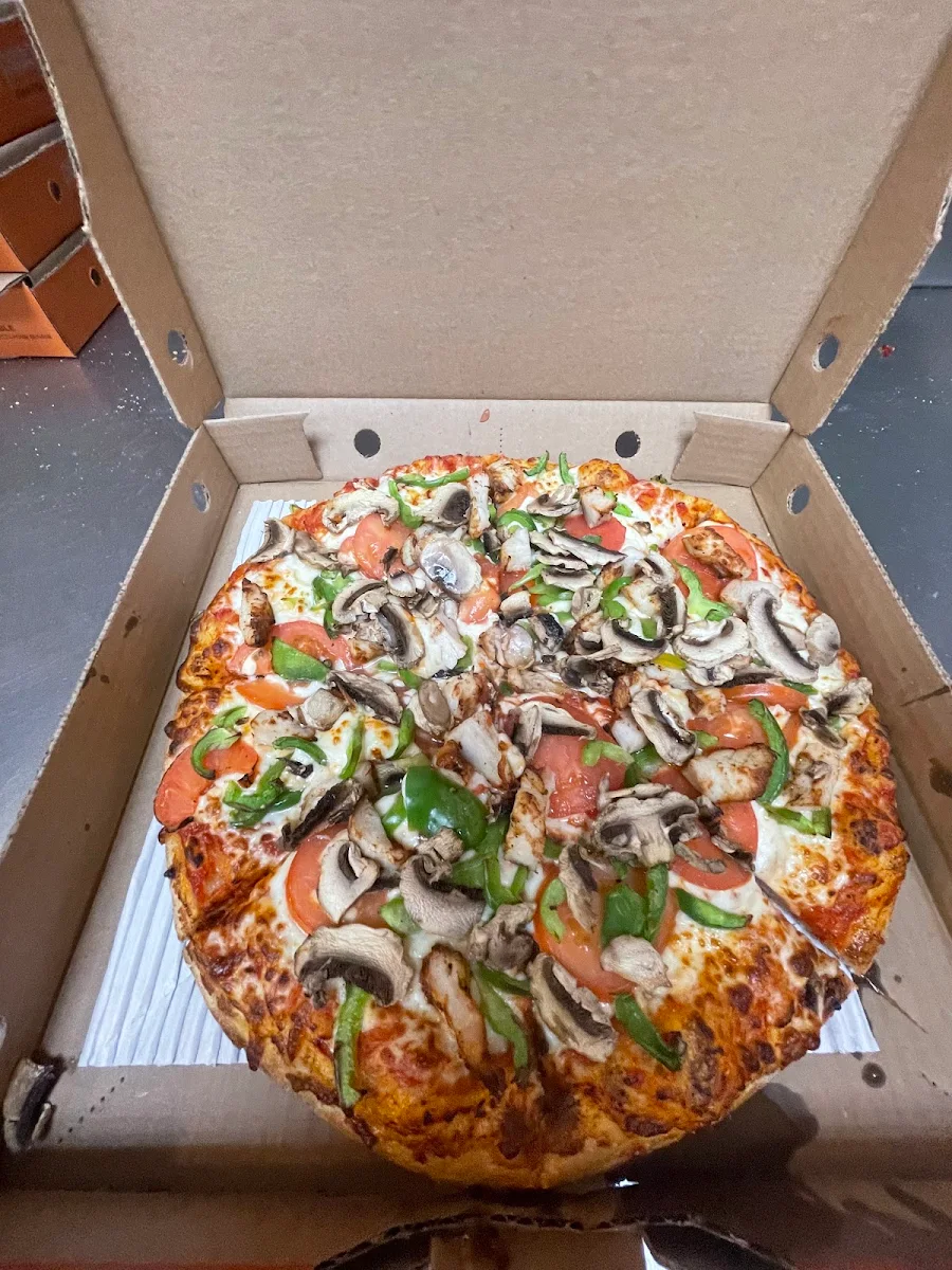 Spicy BBQ Chicken Pizza