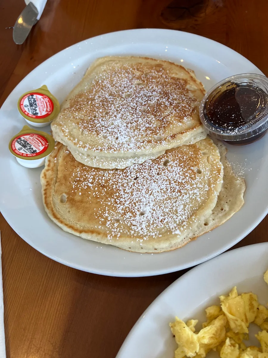 4 Pancakes