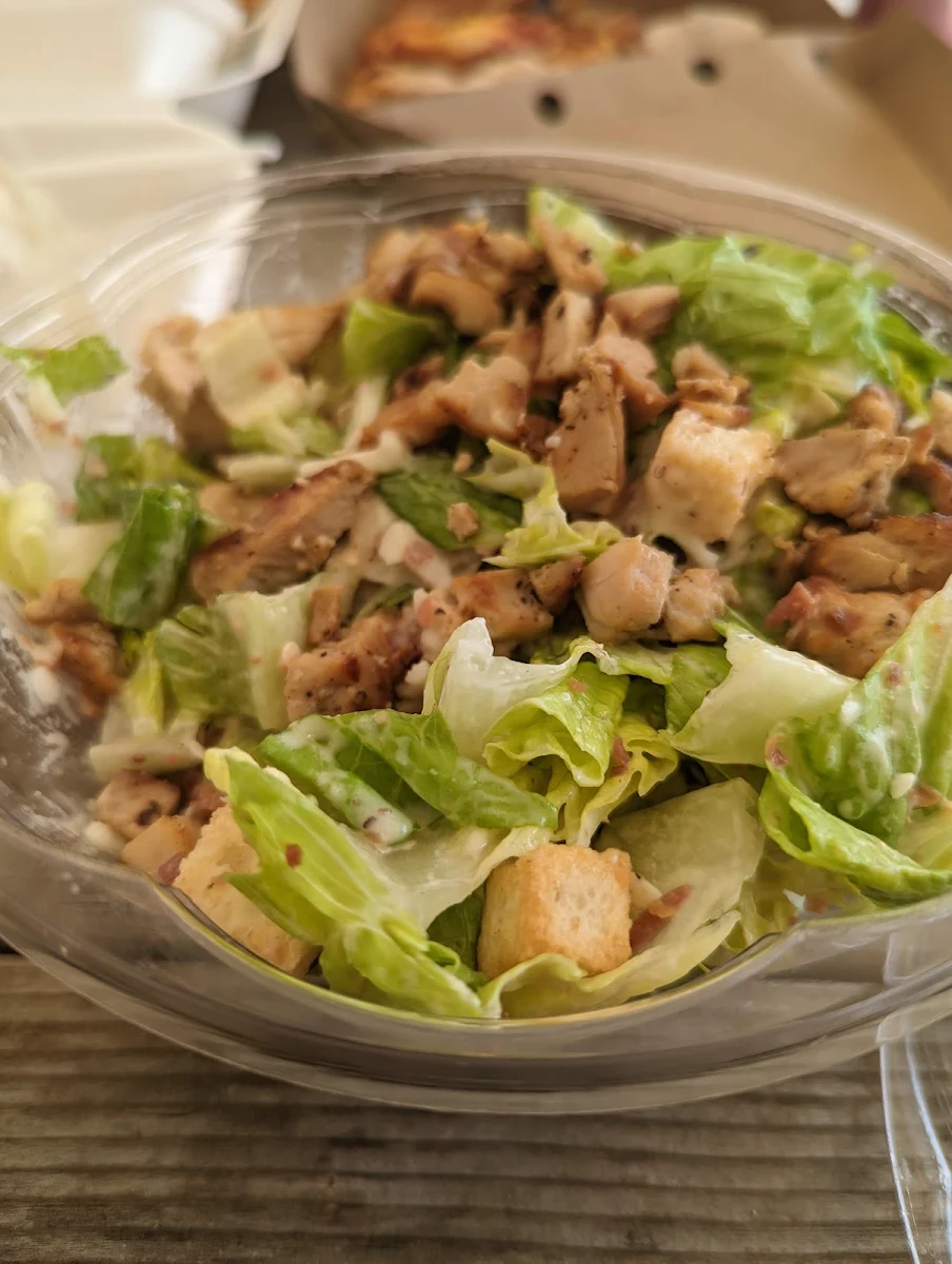 Salade César Avec Ajout de Poulet Geyro