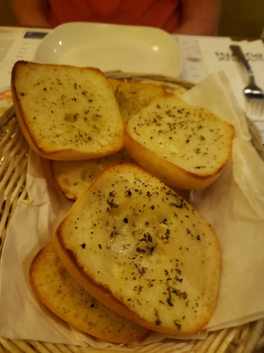 Pain À l'Ail Garlic Bread