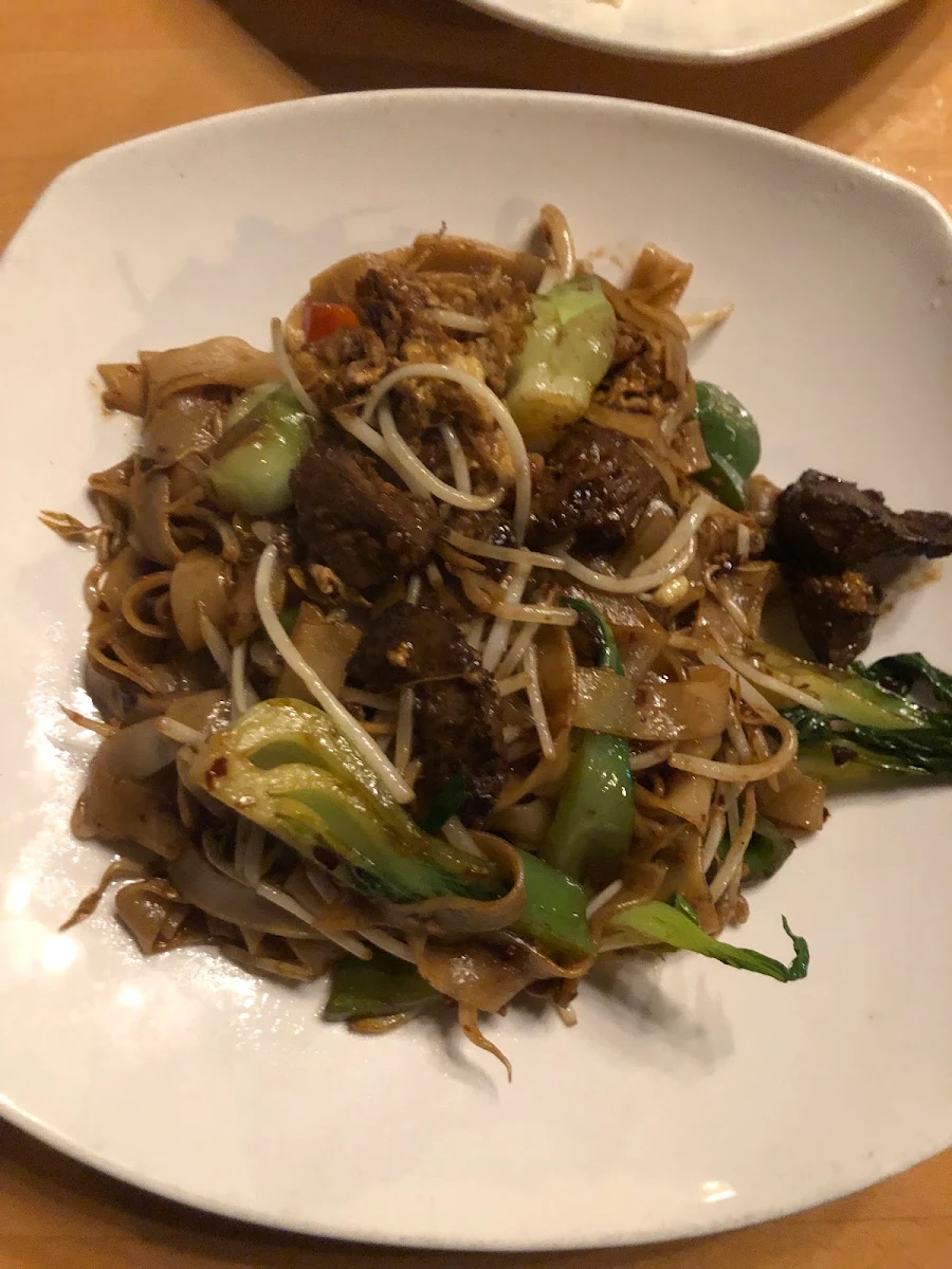 Stir Fry Cantonese Noodles