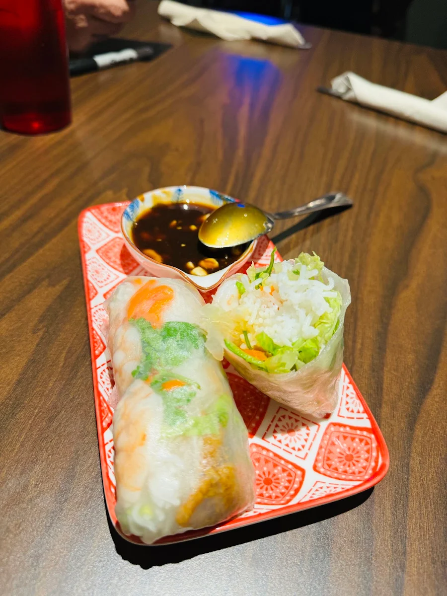 Salad Rolls 2pcs