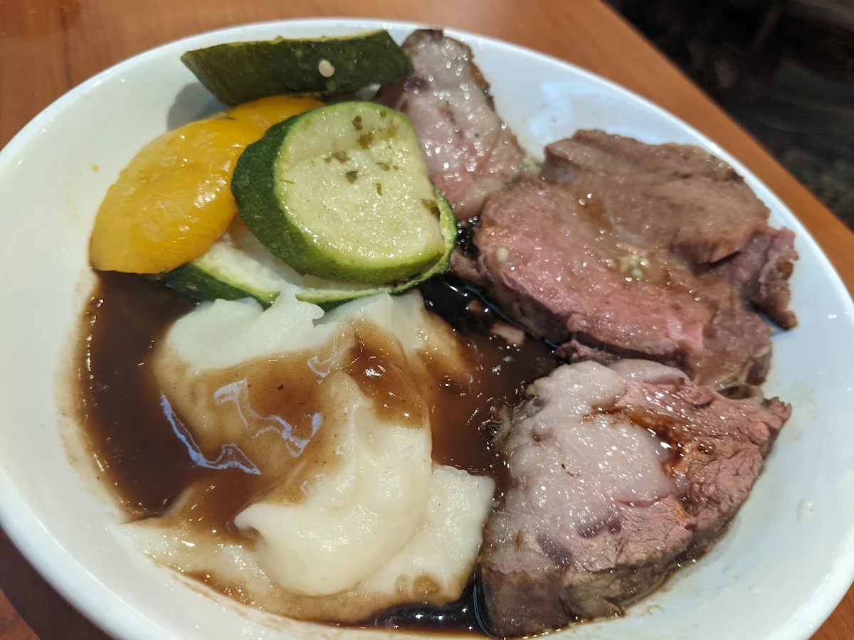 Prime Rib Roast with Mashed Potatoes and Gravy