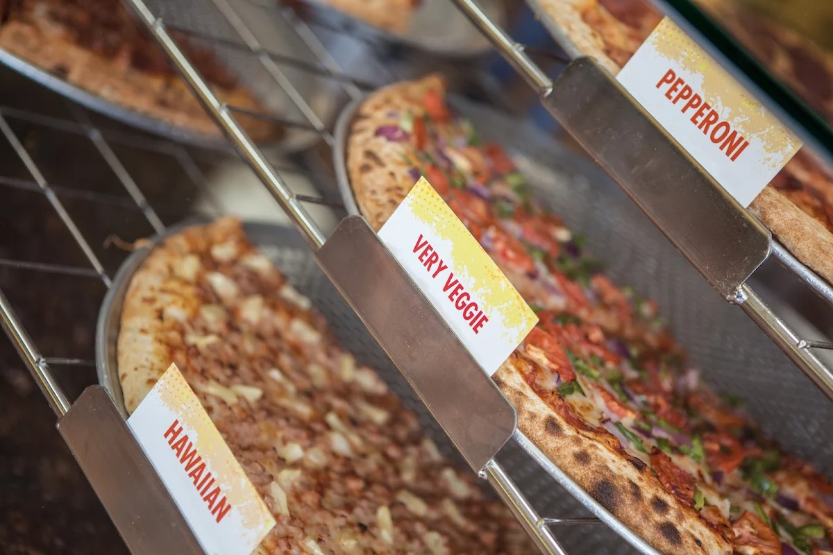 Highlights, Gino's Pizza