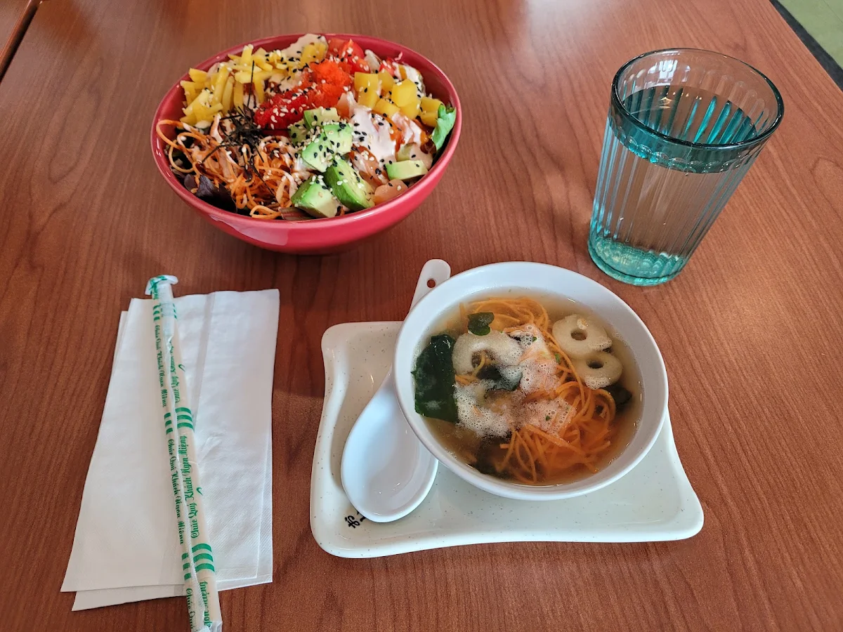 Salmon Bowl & Miso Soup