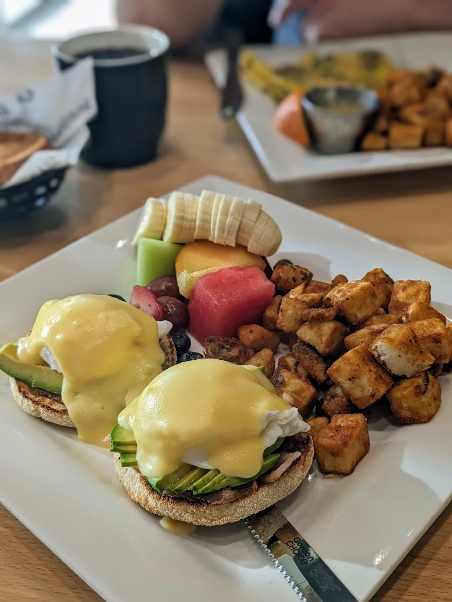 Avocado Eggs Benedict