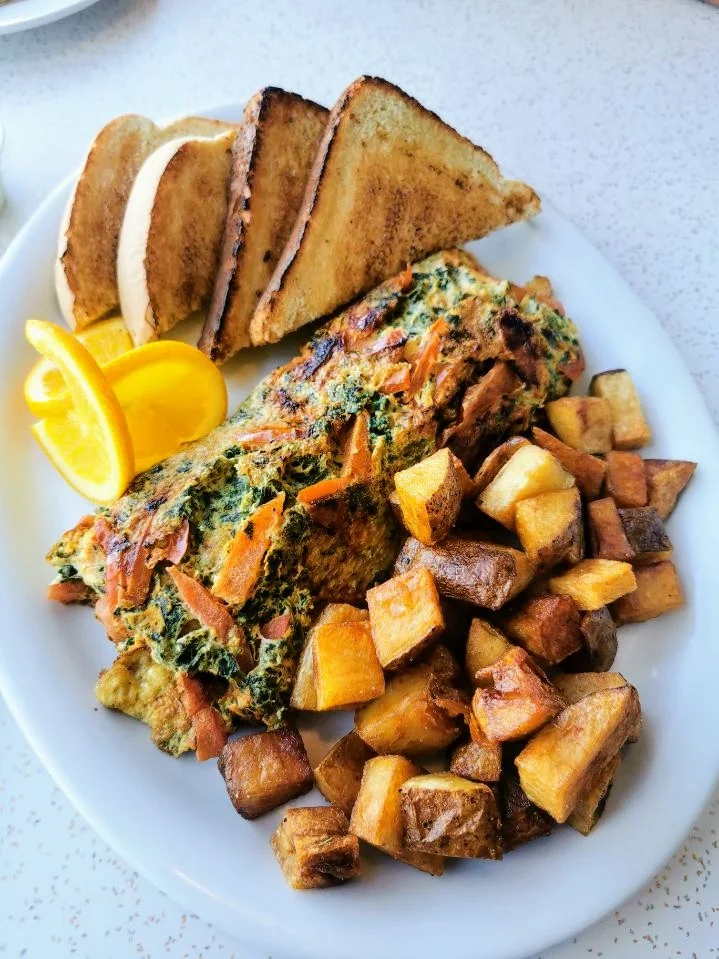Spinach Tomato Feta Cheese Omelette