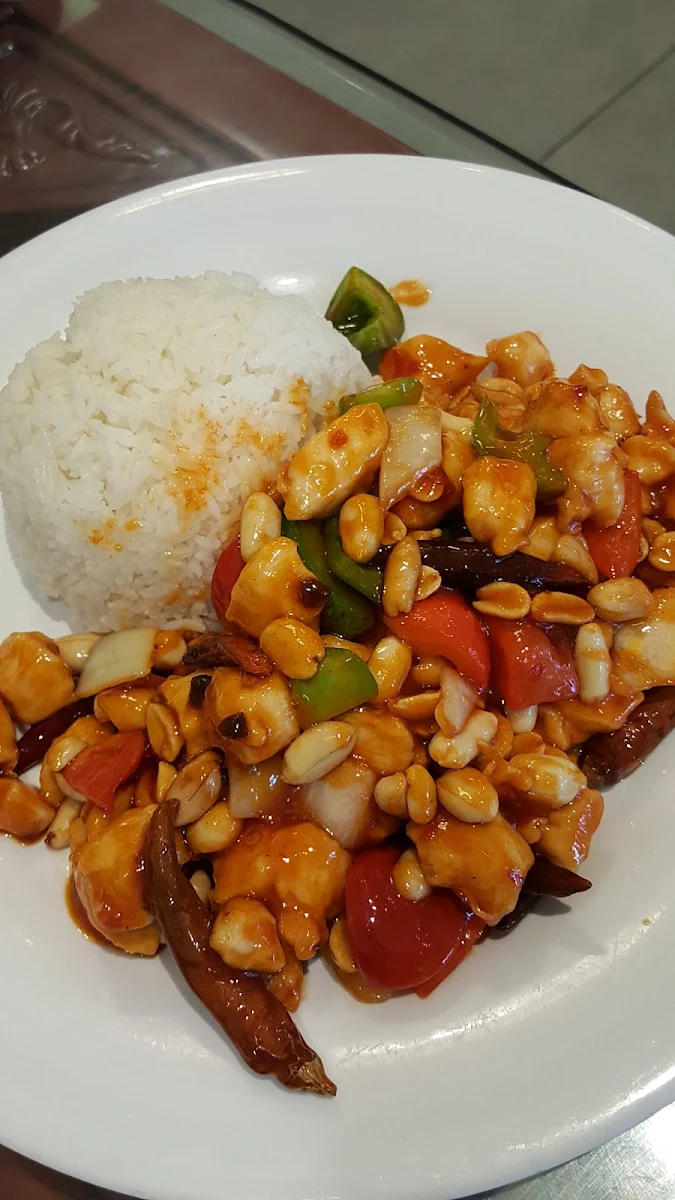 Kongpao Chicken Rice