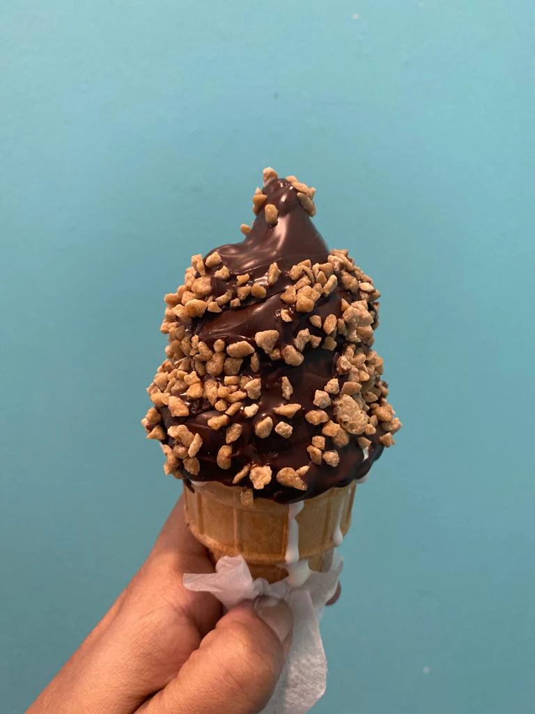 Dark Chocolate Dip with Maple Flakes