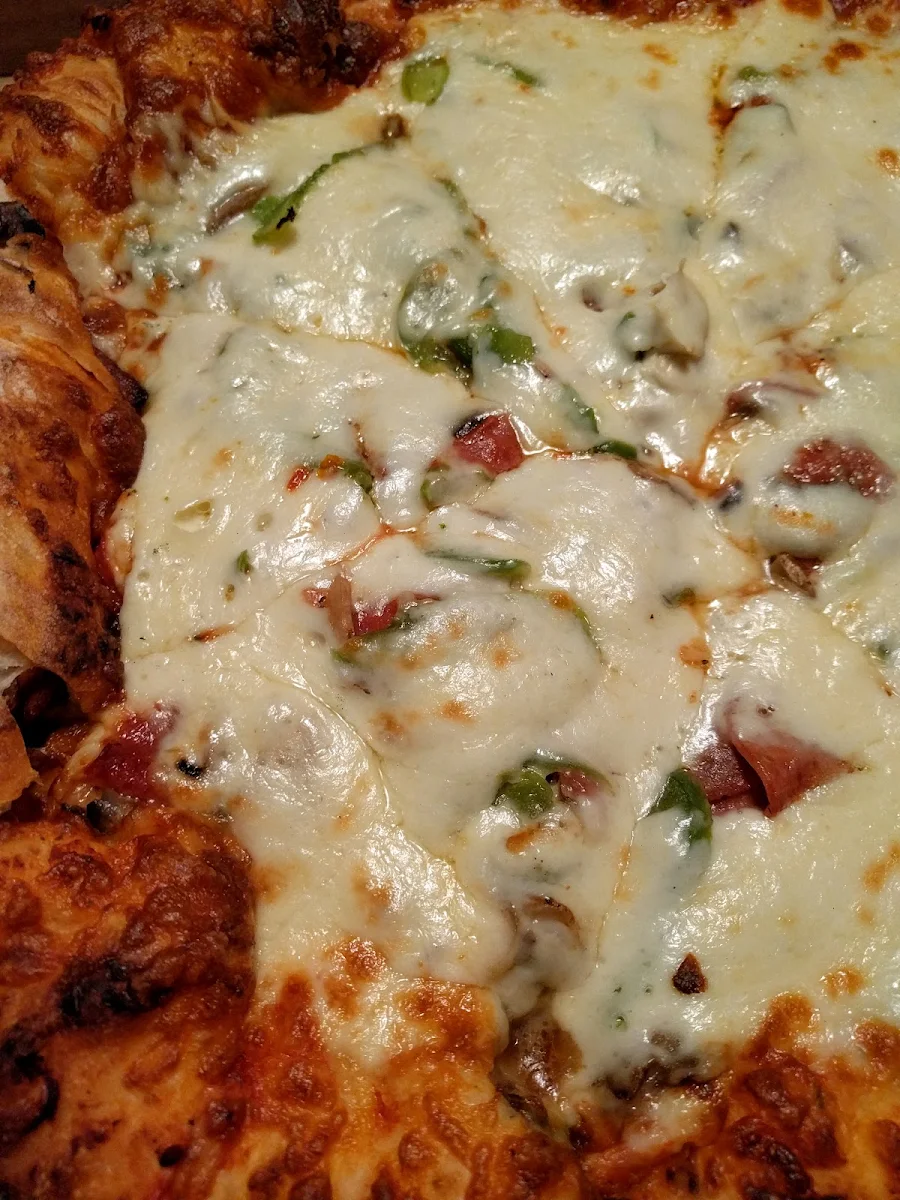 Pizza Moyenne Toute Garnie