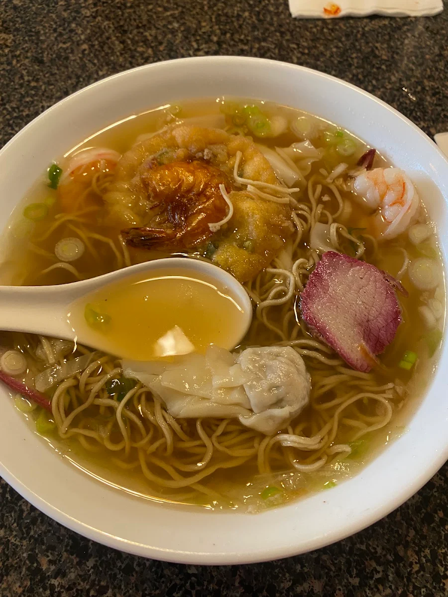 Wonton Mein Noodle Soup
