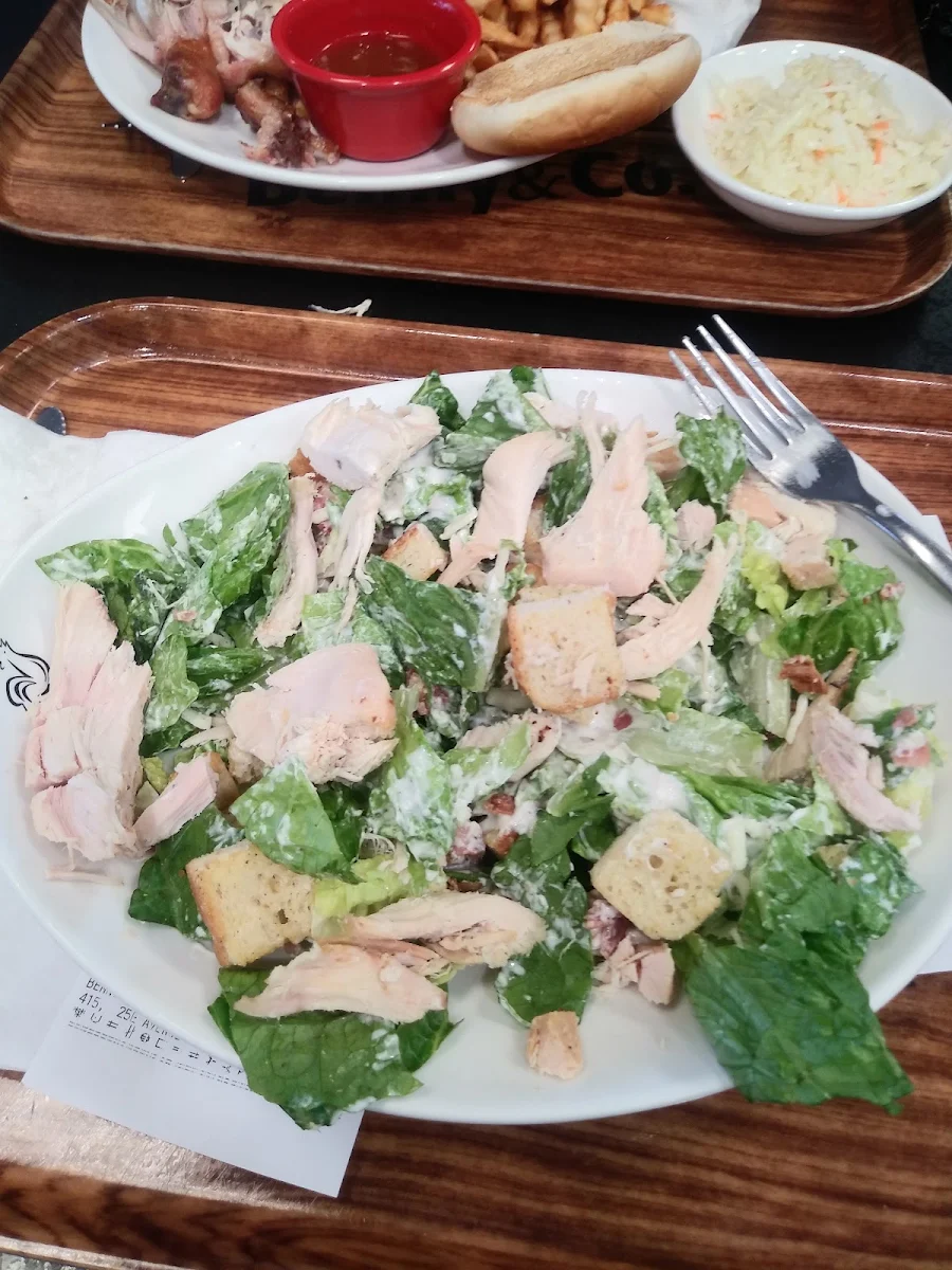 Salade César Au Poulet Grillée