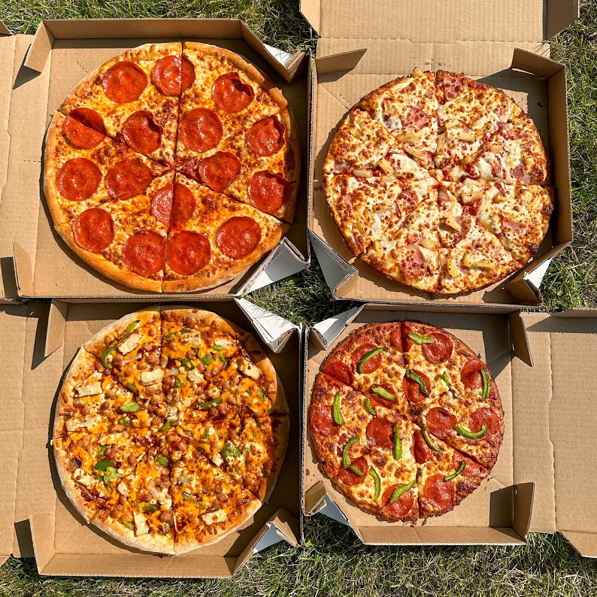 Pepperoni Feast, Domino's Pizza
