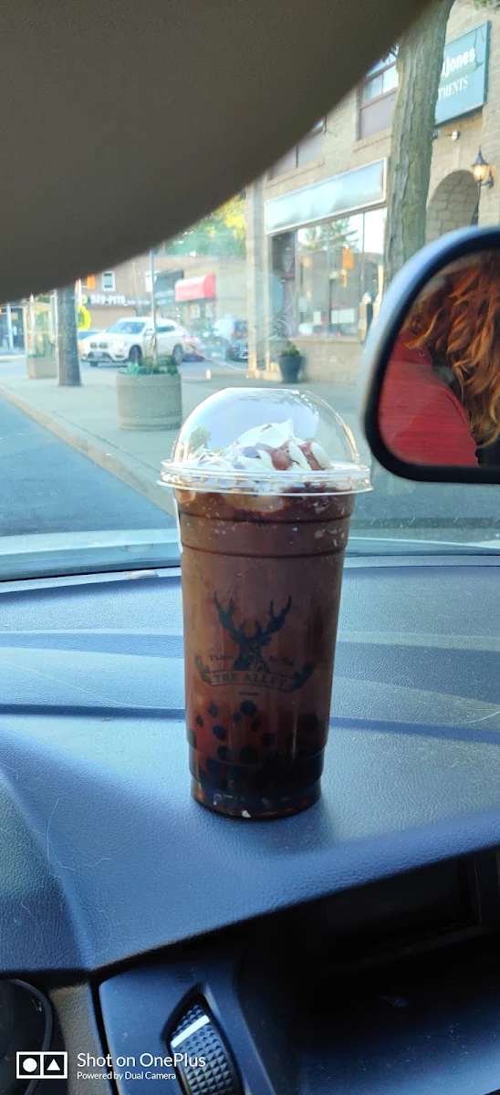 Oreo Devil Slush, The Alley