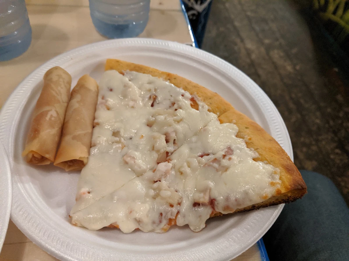 Chicken Pineapple Pizza Combo