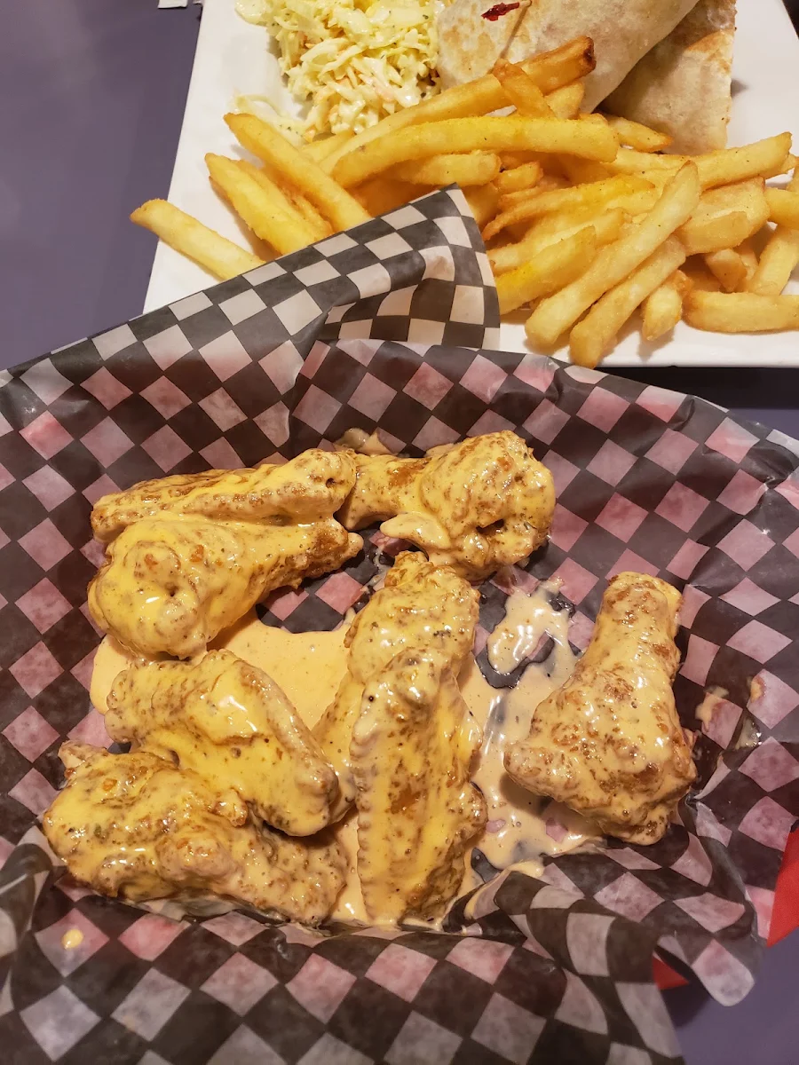 Highlights, Specklebellys Pub & Eatery