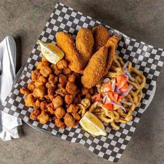 Highlights, Specklebellys Pub & Eatery