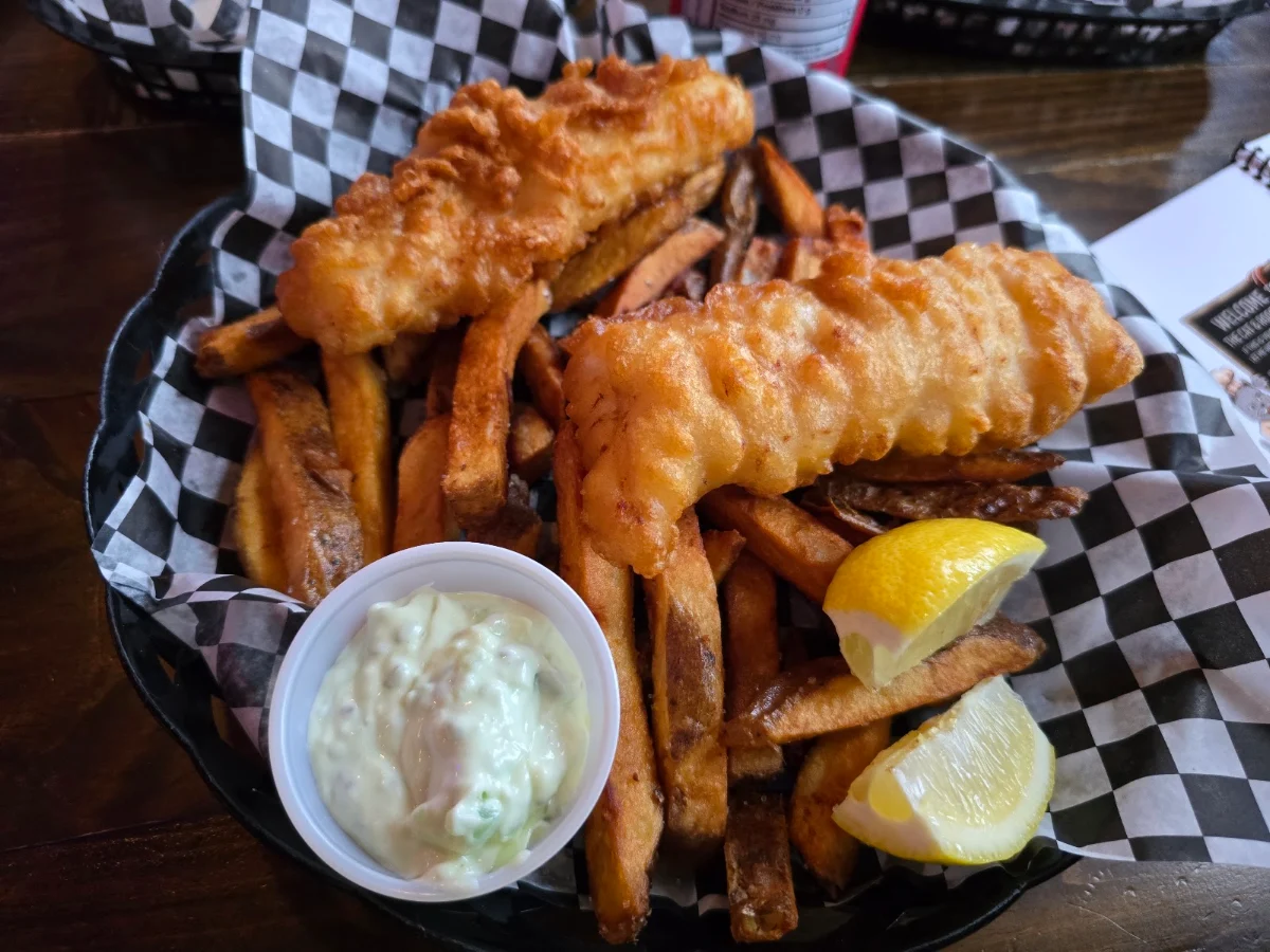 Highlights, The Cat & Rooster Pub