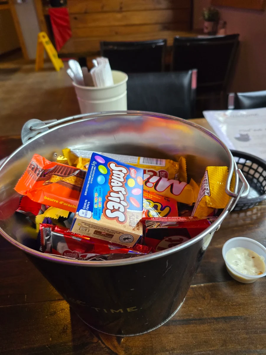 Highlights, The Cat & Rooster Pub
