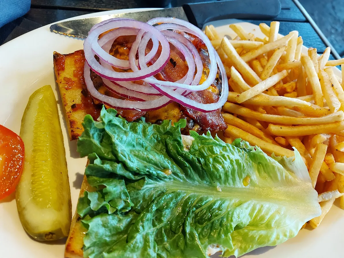 BBQ Bacon Cheddar Burger