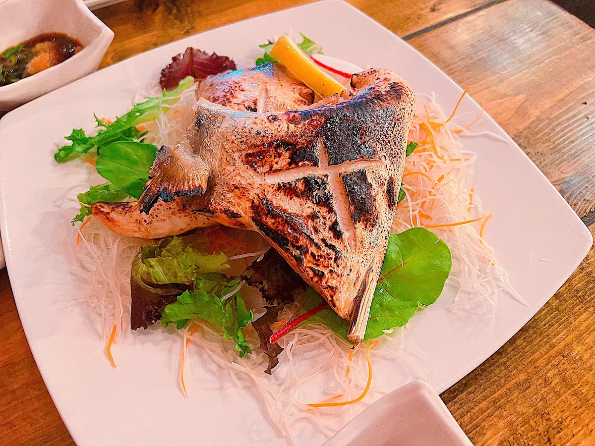 Hamachi Kama