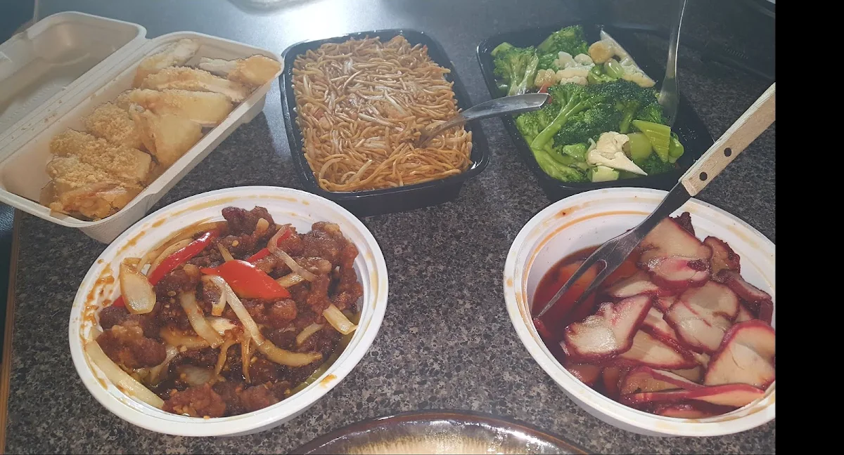 BBQ Pork Ginger Beef Chop Suey Chow Mein
