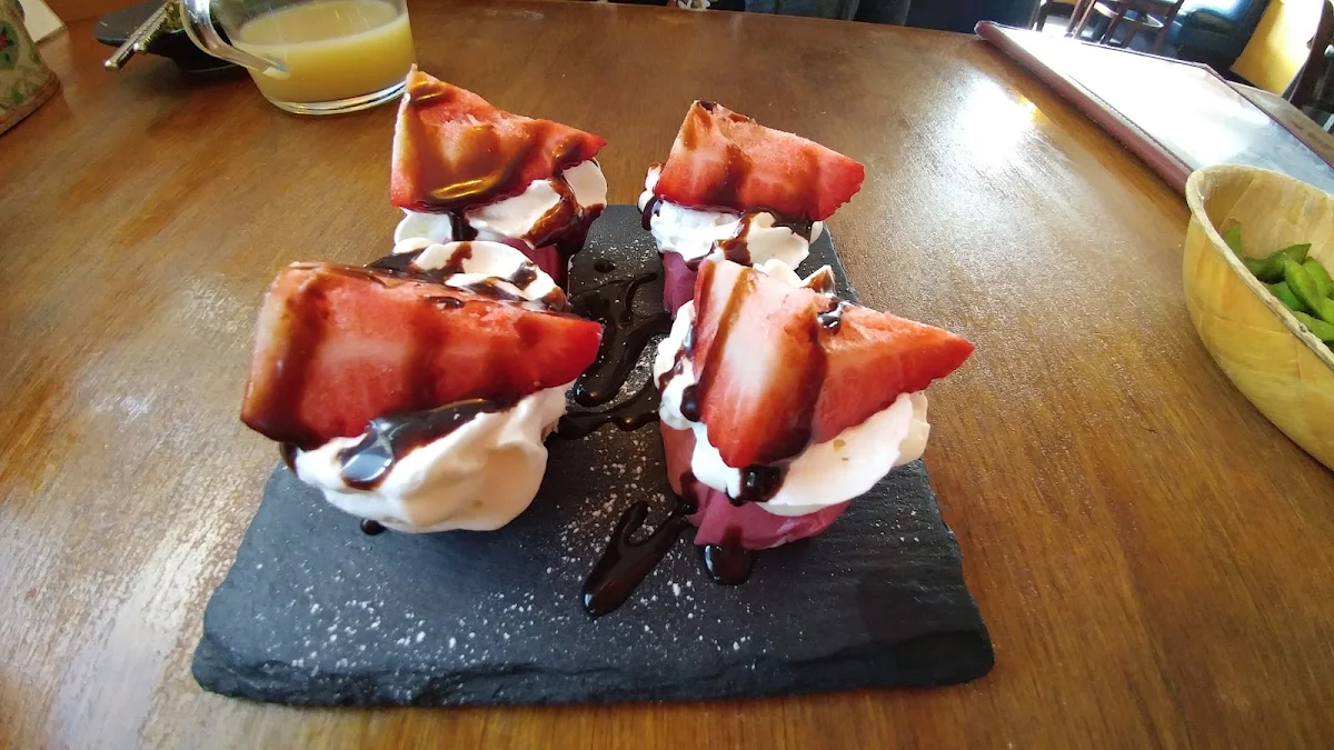 Very Berry Cheesecake Roll