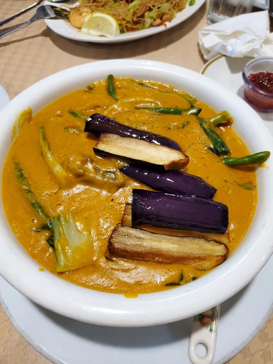 Beef Oxtail Kare-Kare
