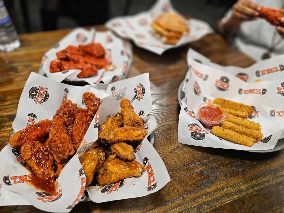Boneless Wings