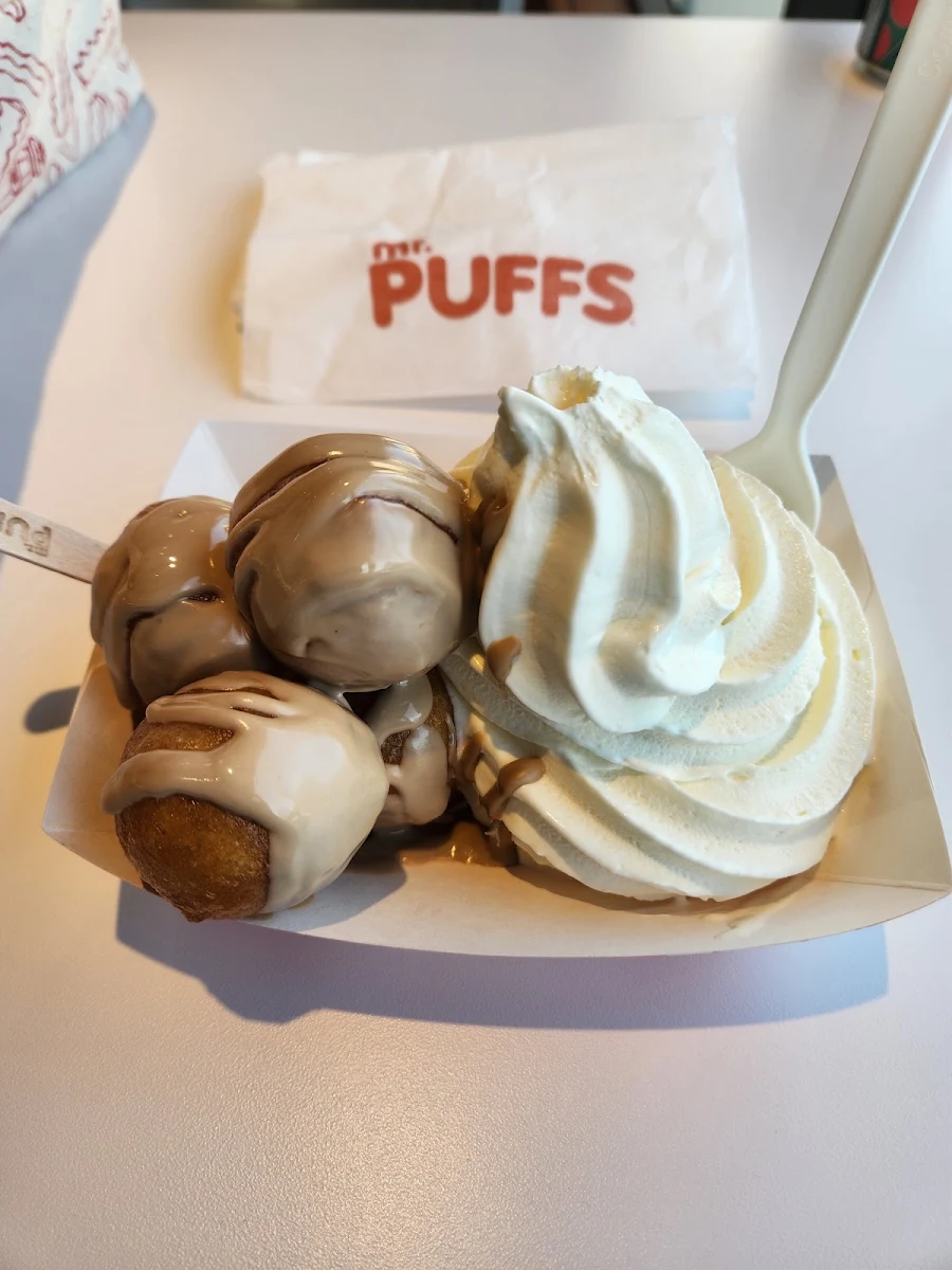 Puff Avec Crème Glacée Molle