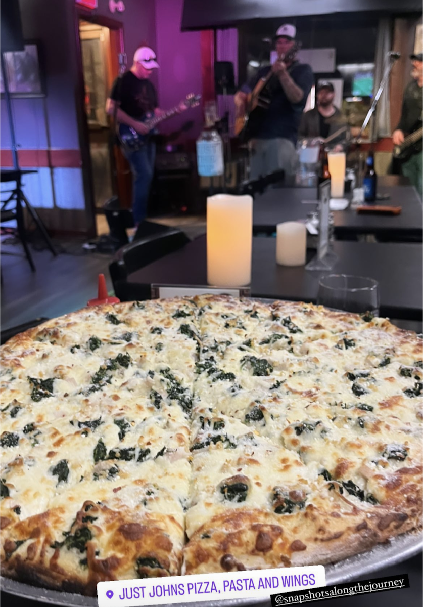 Chicken Alfredo Pizza