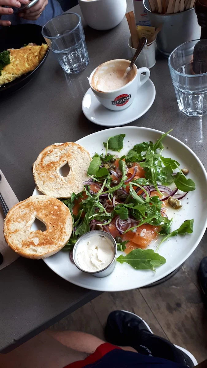 Bagel with Cream Cheese and Salmon