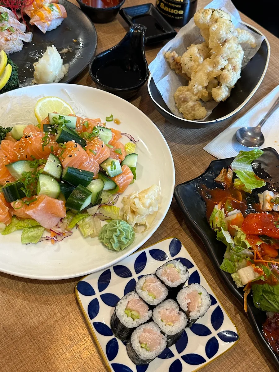 Spicy Salmon Sashimi