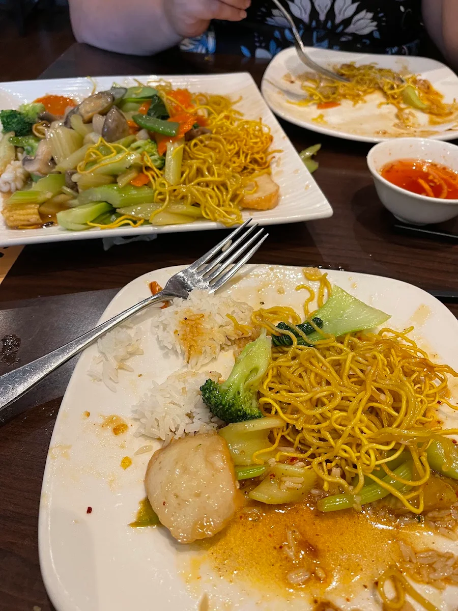 Sate Beef Chow Mien